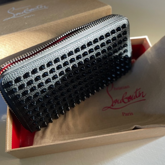 Authentic Christian Louboutin - Picture 5 of 9